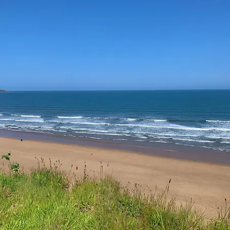 Nyaraló Bayside At The Bay Filey, Sleeps 10 In 4 Bedrooms, Pet-free