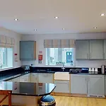 Bayside At The Bay Filey, Sleeps 10 In 4 Bedrooms, Pet-free *