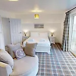 Holiday home Bayside At The Bay Filey, Sleeps 10 In 4 Bedrooms, Pet-free Filey