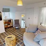 Bayside At The Bay Filey, Sleeps 10 In 4 Bedrooms, Pet-free Filey
