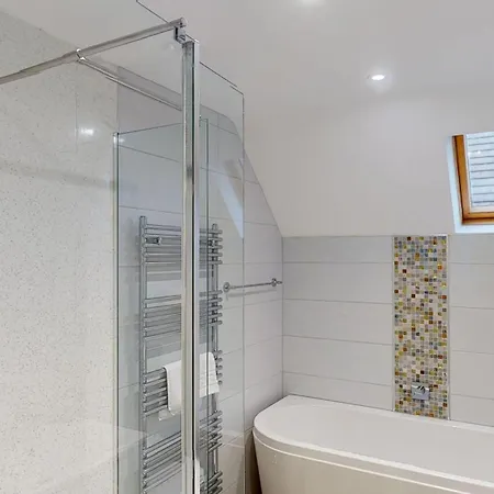 Bayside At The Bay Filey, Sleeps 10 In 4 Bedrooms, Pet-free *