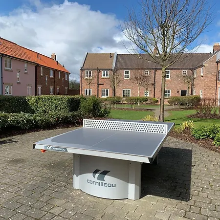 Bayside At The Bay Filey, Sleeps 10 In 4 Bedrooms, Pet-free Filey