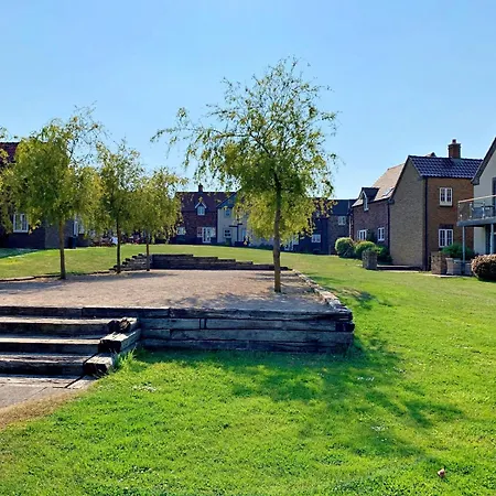 Bayside At The Bay Filey, Sleeps 10 In 4 Bedrooms, Pet-free