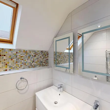 Bayside At The Bay Filey, Sleeps 10 In 4 Bedrooms, Pet-free بيت للعطل Filey