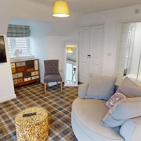 Bayside At The Bay Filey, Sleeps 10 In 4 Bedrooms, Pet-free Filey
